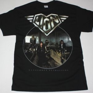 LION DANGEROUS ATTRACTION NEW BLACK T-SHIRT